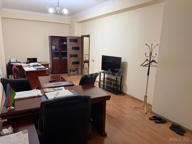 Satılır 3 otaqlı yeni tikili 136 m², İnşaatçılar m., photo 1 from 13