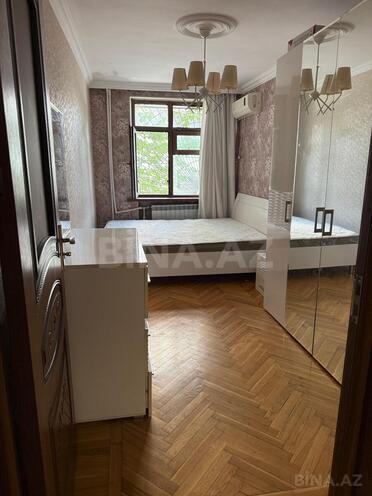 İcarəyə verilir 2 otaqlı köhnə tikili 45 m², İnşaatçılar m., photo 8 from 15