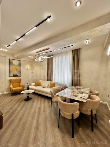 Продаётся 3-комн. новостройка 91 м², м. Ази Асланов, photo 1 from 13