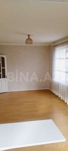 Продаётся 2-комн. вторичка 35 м², м. Иншаатчылар, photo 4 from 11