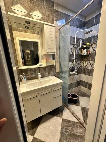 İcarəyə verilir 2 otaqlı köhnə tikili 50 m², Sahil m., photo 13 from 15