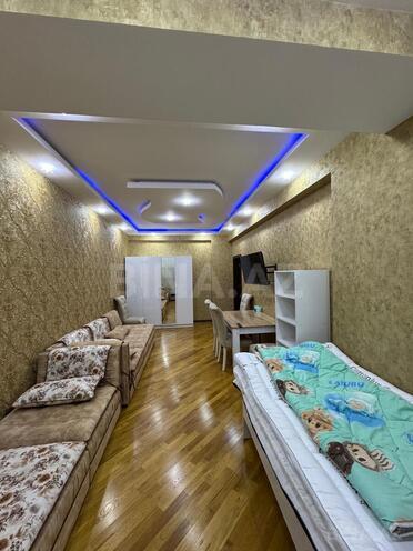 Сдаётся 2-комн. новостройка 75 м², м. Элмляр Академиясы, photo 3 from 11