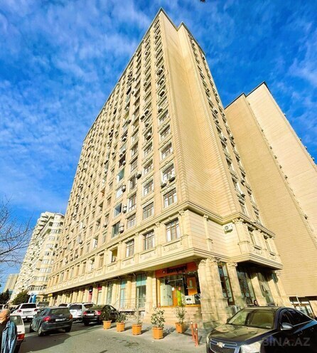 Сдаётся 3-комн. новостройка 76 м², м. Иншаатчылар, photo 1 from 13