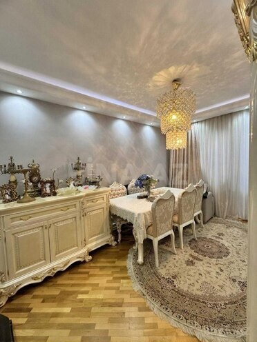 Продаётся 4-комн. вторичка 110 м², м. Халглар Достлугу, photo 3 from 12