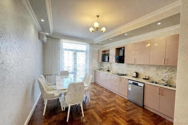 İcarəyə verilir 2 otaqlı yeni tikili 95 m², Ağ şəhər q., photo 8 from 14