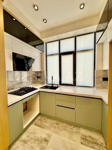 Продаётся 2-комн. новостройка 42 м², м. Кара Караев, photo 7 from 12
