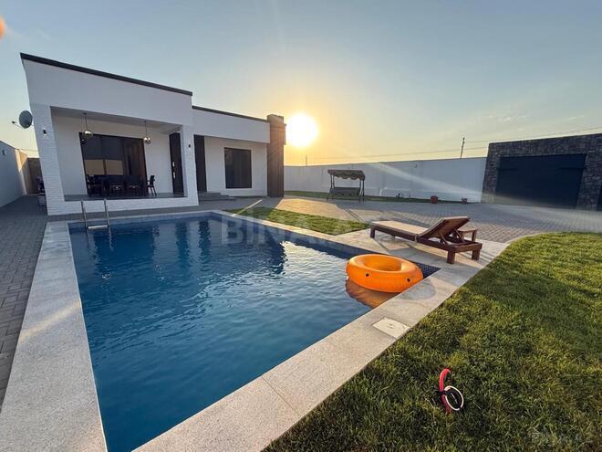 Сдаётся 3-комн. дом/дача 180 м², пос. Sea Breeze, photo 1 from 32