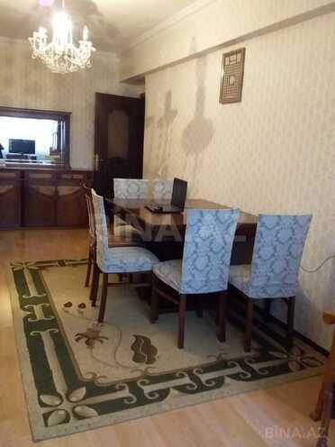 Satılır 4 otaqlı köhnə tikili 98 m², 28 May m., photo 3 from 13
