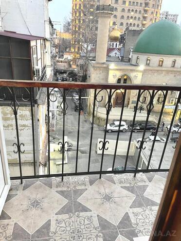 Satılır 3 otaqlı köhnə tikili 57 m², Nizami m., photo 1 from 15