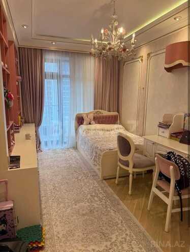 Сдаётся 4-комн. новостройка 178 м², м. 8 ноября, photo 12 from 17