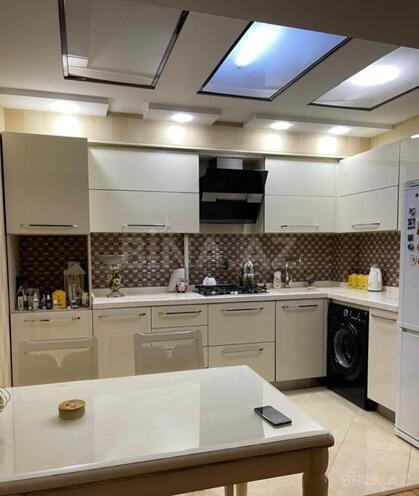 İcarəyə verilir 3 otaqlı köhnə tikili 90 m², Gənclik m., photo 6 from 9