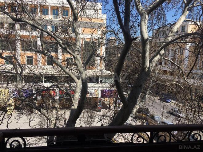 İcarəyə verilir 3 otaqlı köhnə tikili 85 m², Sahil m., photo 14 from 15