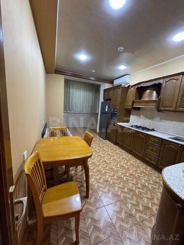 İcarəyə verilir 3 otaqlı yeni tikili 135 m², 28 May m., photo 3 from 13