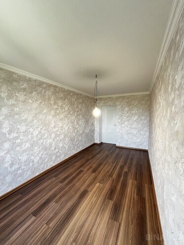 Продаётся 3-комн. вторичка 74 м², м. Иншаатчылар, photo 4 from 15
