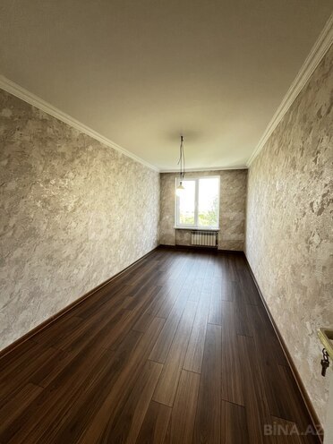 Продаётся 3-комн. вторичка 74 м², м. Иншаатчылар, photo 1 from 15
