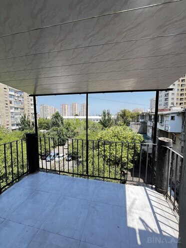 Продаётся 3-комн. вторичка 74 м², м. Иншаатчылар, photo 10 from 15