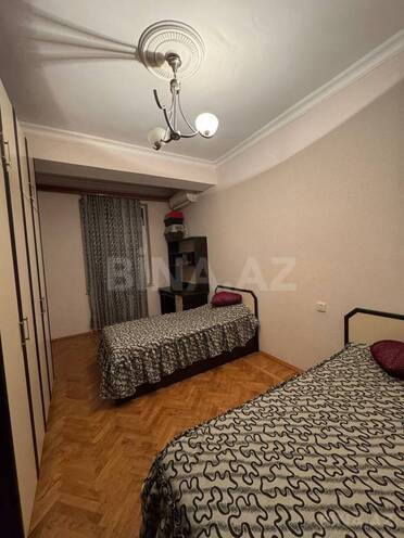 İcarəyə verilir 3 otaqlı yeni tikili 130 m², 28 May m., photo 1 from 13