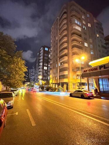 İcarəyə verilir 3 otaqlı yeni tikili 130 m², 28 May m., photo 11 from 13