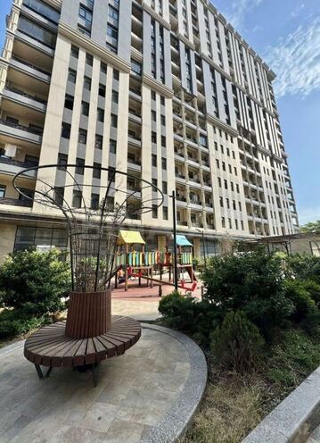 Продаётся 3-комн. новостройка 125 м², м. Низами, photo 1 from 20