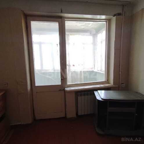 Продаётся 2-комн. вторичка 60 м², м. Кара Караев, photo 8 from 10