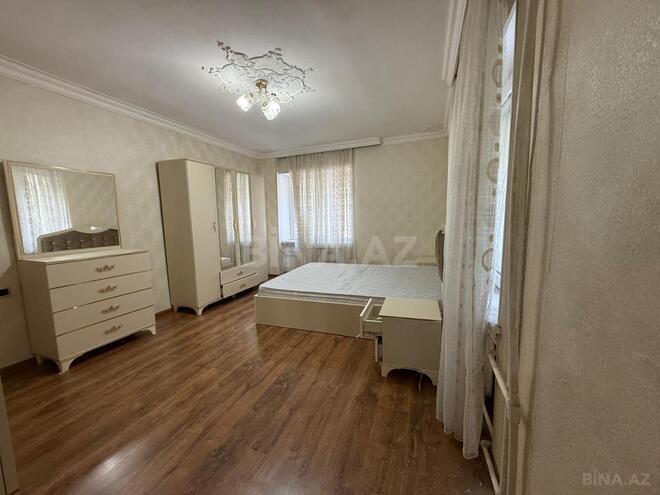 Продаётся 3-комн. вторичка 80 м², м. Иншаатчылар, photo 6 from 13