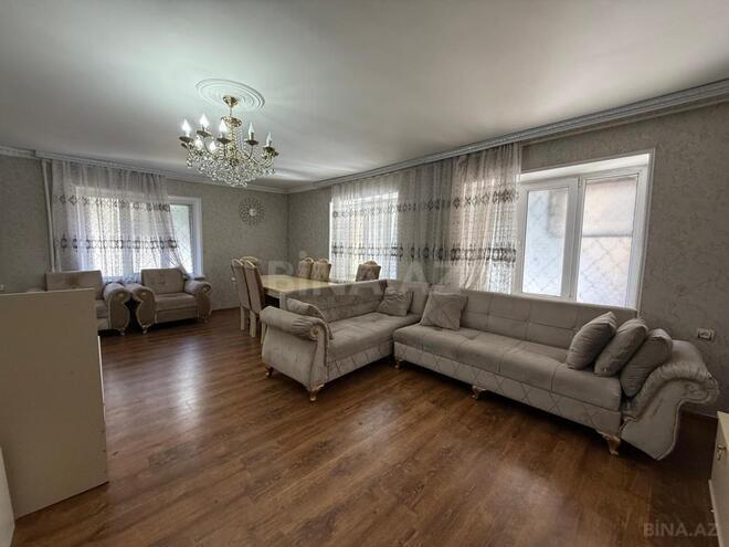 Продаётся 3-комн. вторичка 80 м², м. Иншаатчылар, photo 1 from 13