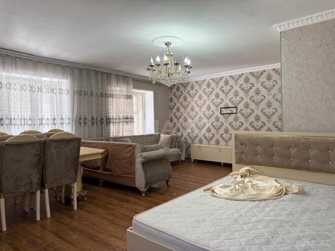 Продаётся 3-комн. вторичка 80 м², м. Иншаатчылар, photo 4 from 13