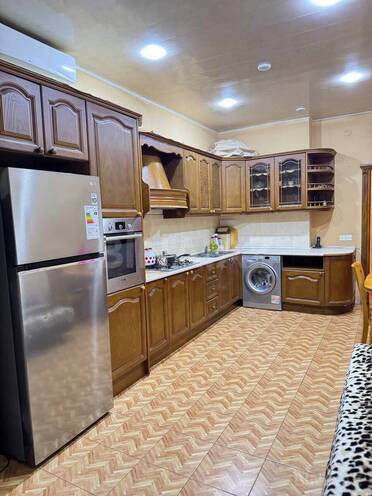 Сдаётся 3-комн. новостройка 130 м², м. 28 мая, photo 1 from 13