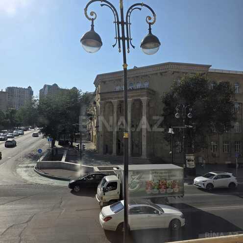 Satılır 3 otaqlı köhnə tikili 75 m², Elmlər Akademiyası m., photo 1 from 16