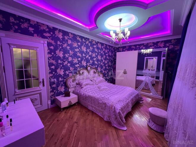 Продаётся 3-комн. вторичка 136 м², м. Кара Караев, photo 5 from 17