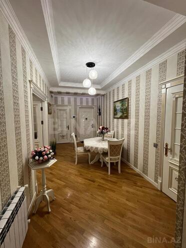 Продаётся 3-комн. вторичка 136 м², м. Кара Караев, photo 4 from 17