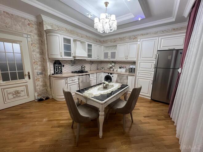 Продаётся 3-комн. вторичка 136 м², м. Кара Караев, photo 11 from 17