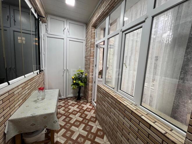 Продаётся 3-комн. вторичка 136 м², м. Кара Караев, photo 16 from 17