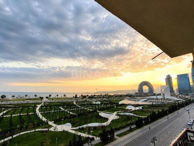 Продаётся 4-комн. вторичка 105 м², м. Шах Исмаил Хатаи, photo 1 from 15