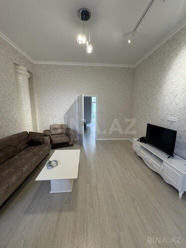 İcarəyə verilir 2 otaqlı köhnə tikili 85 m², Nizami m., photo 1 from 10