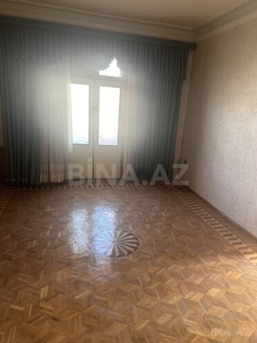 Продаётся 3-комн. вторичка 85 м², м. Низами, photo 7 from 8
