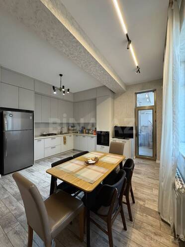 Продаётся 3-комн. новостройка 130 м², м. Элмляр Академиясы, photo 4 from 13