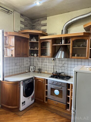 İcarəyə verilir 3 otaqlı köhnə tikili 90 m², Sahil m., photo 13 from 23