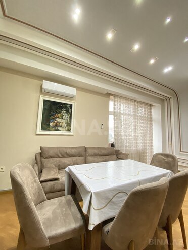 İcarəyə verilir 3 otaqlı yeni tikili 135 m², 8 Noyabr m., photo 23 from 31