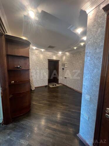 Сдаётся 3-комн. новостройка 130 м², м. Низами, photo 12 from 18