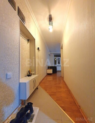 Satılır 2 otaqlı köhnə tikili 65 m², Xalqlar Dostluğu m., photo 6 from 12