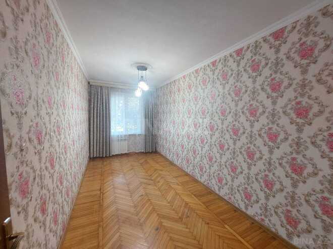 Satılır 2 otaqlı köhnə tikili 55 m², Azadlıq Prospekti m., photo 1 from 14