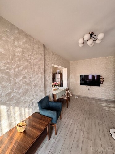 Сдаётся 2-комн. вторичка 70 м², м. Гянджлик, photo 1 from 12