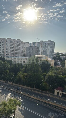 Сдаётся 2-комн. вторичка 70 м², м. Гянджлик, photo 11 from 12