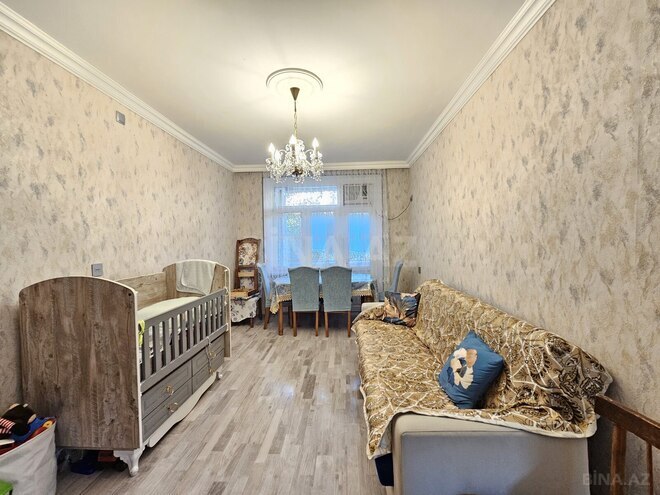 Продаётся 3-комн. вторичка 90 м², photo 1 from 18