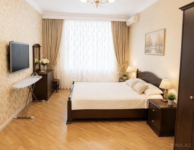 İcarəyə verilir 3 otaqlı yeni tikili 150 m², Nizami m., photo 3 from 10