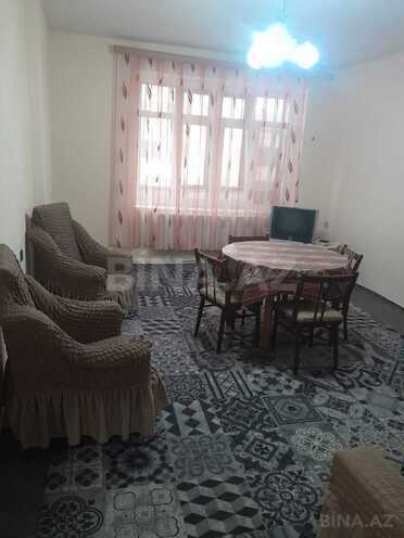 Satılır 2 otaqlı köhnə tikili 56 m², Buzovna q., photo 1 from 10