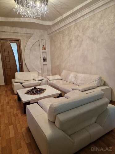 Продаётся 3-комн. вторичка 82 м², м. Иншаатчылар, photo 6 from 19