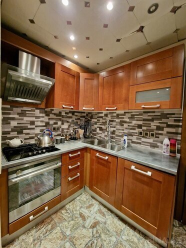 Продаётся 3-комн. вторичка 82 м², м. Иншаатчылар, photo 11 from 19