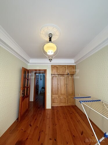 Satılır 4 otaqlı köhnə tikili 100 m², Bakıxanov q., photo 9 from 27